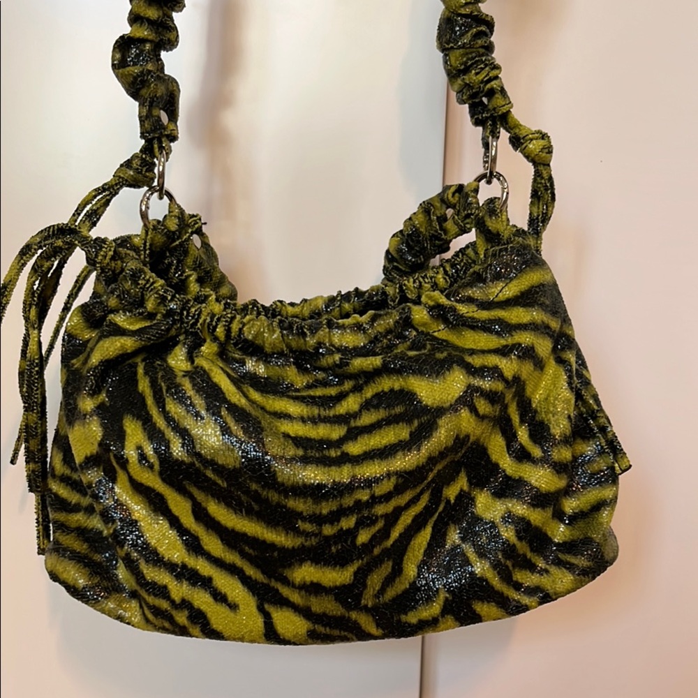 Hvisk Green and Black snake print Women's Bag